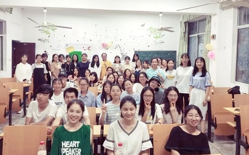 mmexport1539700267525 mmexport1539700267525