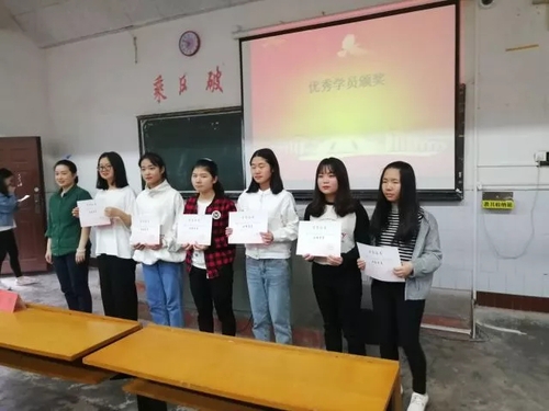 mmexport1524396695191