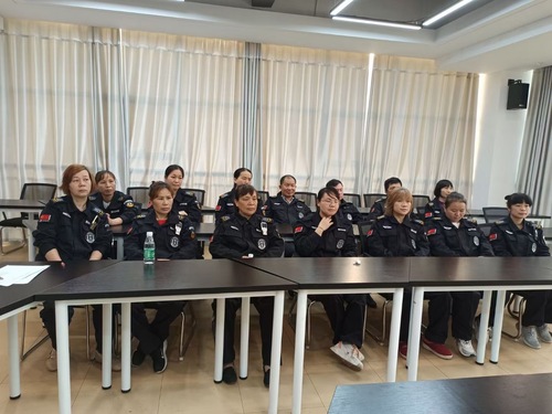 6DDCEC4F-D734-486E-9A03-20893F4CD9F9