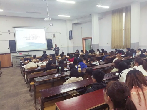 mmexport1542788518557 mmexport1542788518557